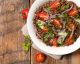 Pochissime calorie e super gusto: 15 ricette con i cetrioli che devi provare