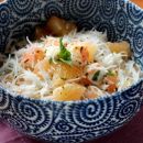 Come preparare l'insalata di spaghetti di riso all'asiatica in 10 tappe