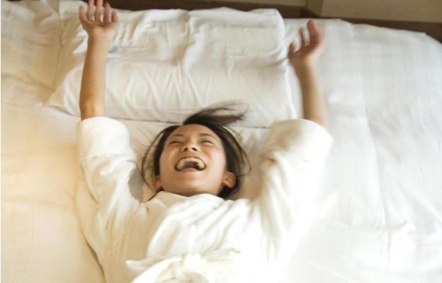 6 cose che tutte amiamo fare quando siamo a casa da sole