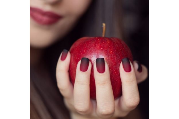 TENDENZA MANICURE dell'AUTUNNO: Gli SMALTI OPACHI da non perdere!