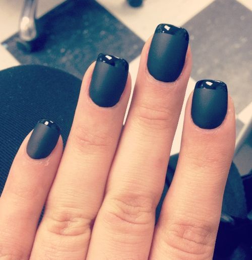 TENDENZA MANICURE dell'AUTUNNO: Gli SMALTI OPACHI da non perdere!