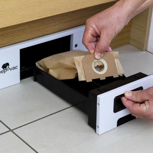 Più TEMPO per te e MENO fatica per te, grazie ad un ASPIRAPOLVERE DA BATTISCOPA