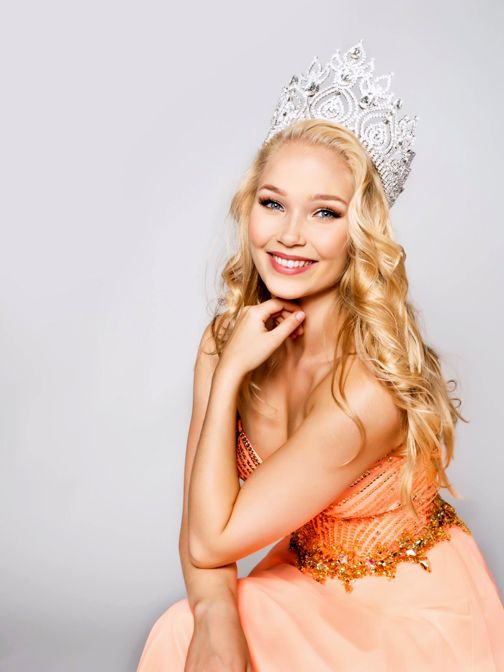 Chiedono a MISS ISLANDA di dimagrire per un concorso di bellezza, lei risponde NO