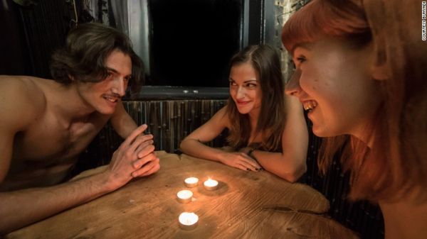 46.000 PRENOTAZIONI in 3 MESI