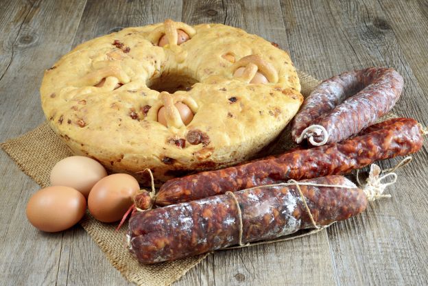 Il casatiello per festeggiare bene la Pasqua in famiglia