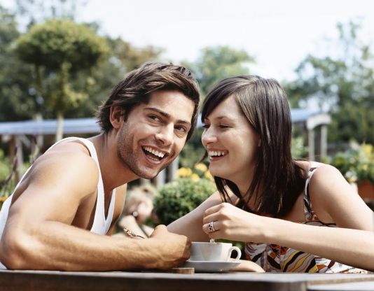 Se il tuo PARTNER FA QUESTE 5 COSE, è DAVVERO INNAMORATO/A DI TE!!