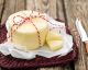 Se hai latte, yogurt e mezzo limone puoi preparare il miglior formaggio fatto in casa