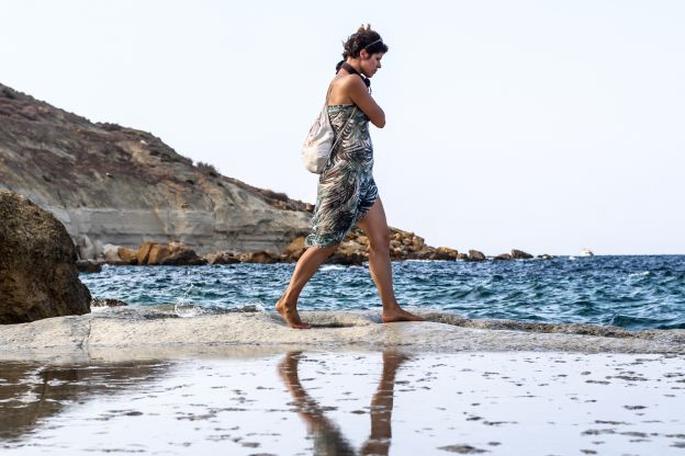 la cura della pelle dopo l' abbronzatura