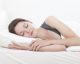 Quale posizione per dormire è giusta per questi problemi di salute