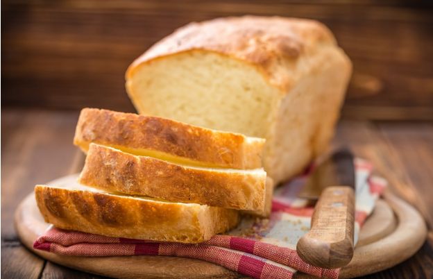 2 ricette per fare il pane in casa, per variare e non stancarsi mai di prepararlo