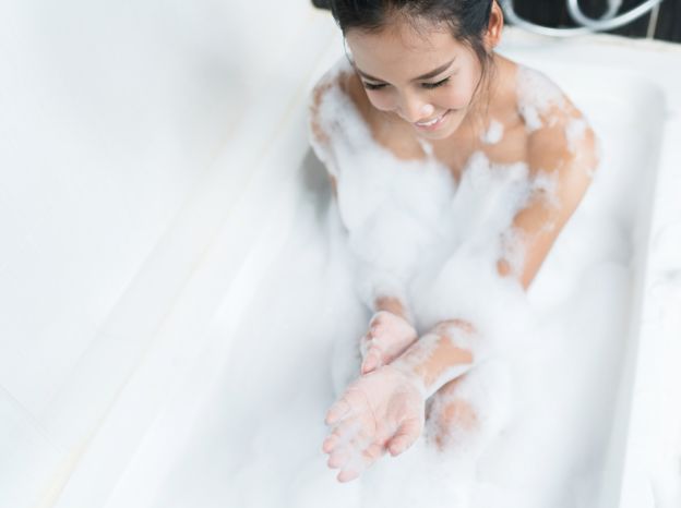 E se un bagno caldo bruciasse più che correre?