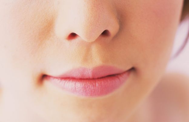 finalmente un rimedio naturale che rende le labbra più morbide e rosate, in solo 10 minuti