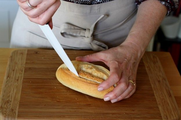 Tagliare il pane