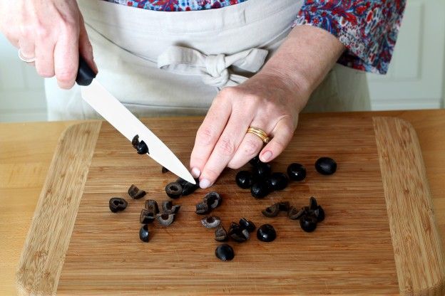 Tagliare le olive