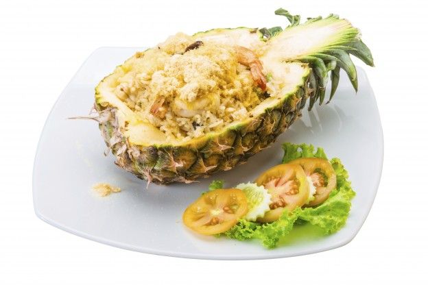 Insalata di ananas e gamberetti