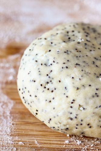 I SEMI DI PAPAVERO DANNO UN GUSTO PARTICOLARE