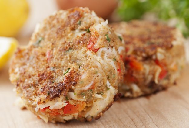 CRAB CAKES