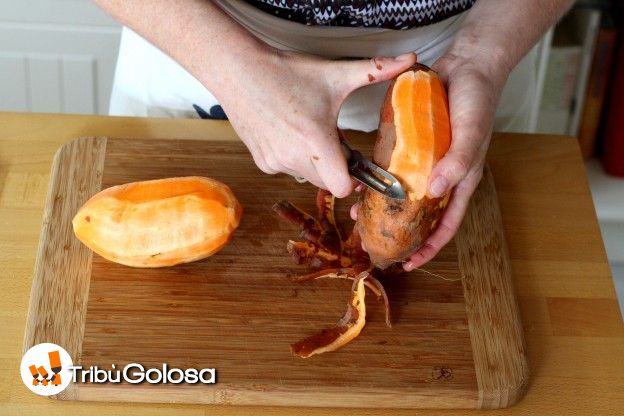 Pelate le patate dolci