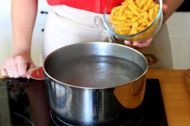 Non aggiungere sale durante la cottura della pasta