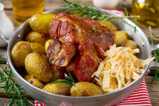 Pork & Sauerkraut - Germania