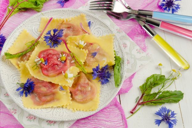 2. Ravioli alla rapa rossa e ricotta
