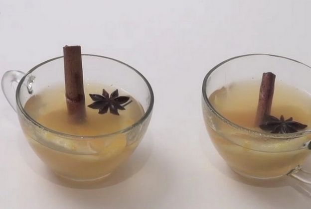 Succo di mela si Natale