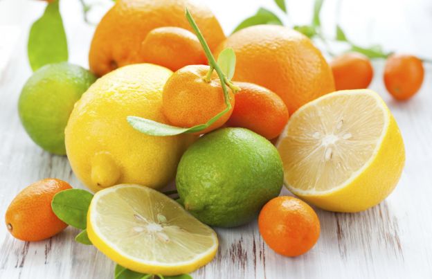 Agrumi e alimenti ricchi di vitamina C