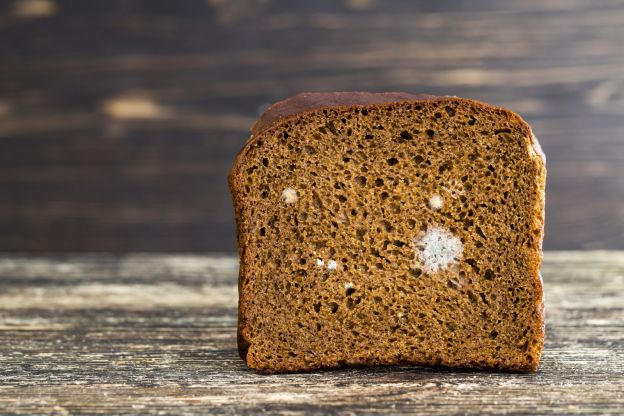 Lasciate il pane a temperatura ambiente per due giorni al massimo