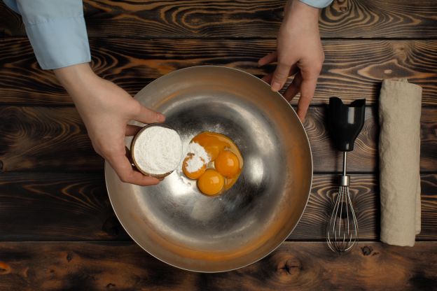 Create un composto spumoso e semplice