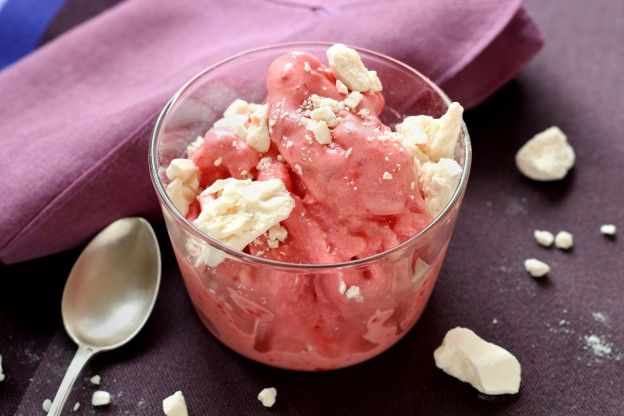 Come preparare il frozen yogurt in 5 minuti senza gelatiera