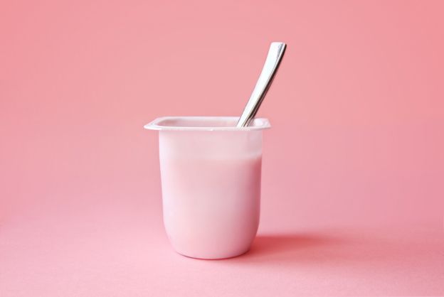 Yogurt alla frutta e bevande a base di latte