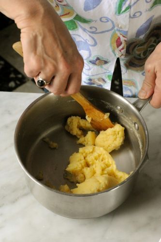 Fate riposare la pasta da bignè