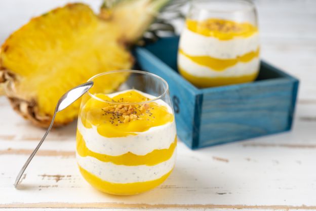 Bicchierini yogurt e mango