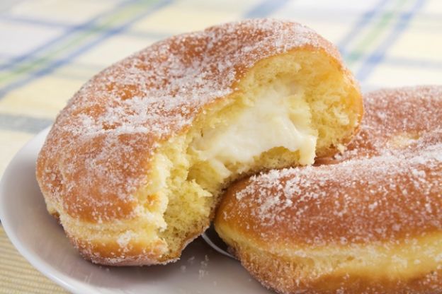 3. Bomboloni alla crema