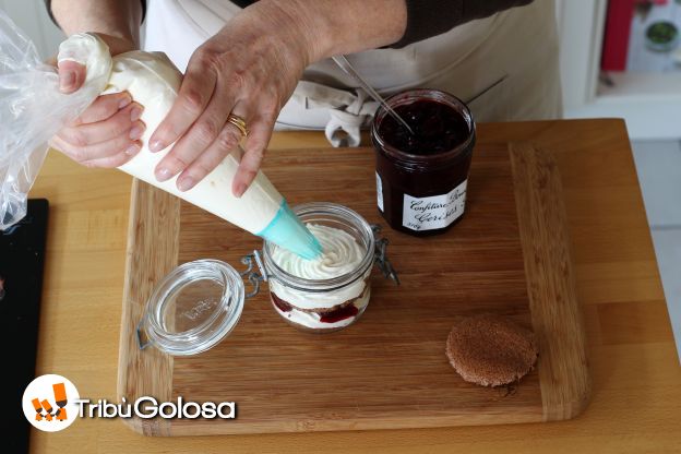 Assemblaggio del dolce