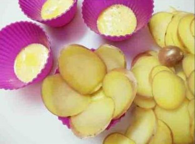 Preparare il composto con le uova