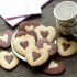 Biscotti bicolore a forma di cuore