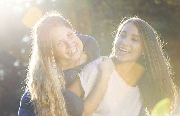Camminata salutare con un'amica