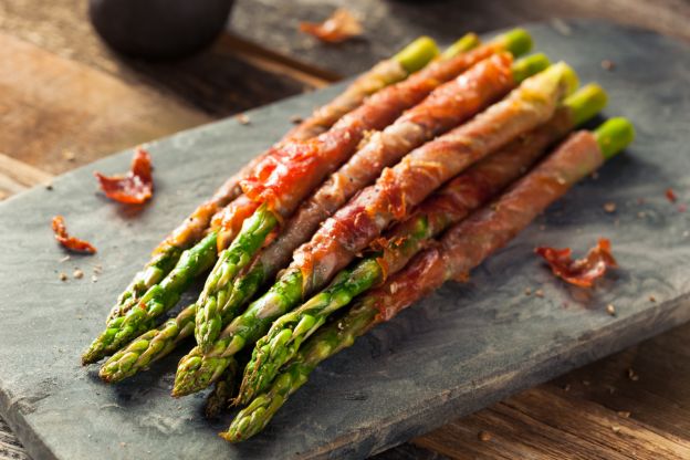 asparagi arrotolati con tacchino