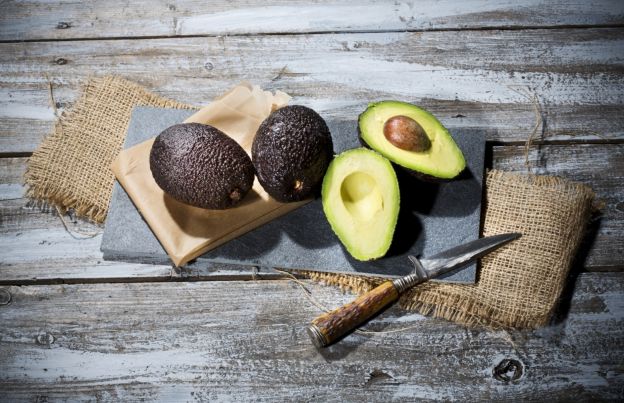 Maschera volumizzante all'avocado