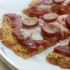 25. Pizza gialla con wurstel