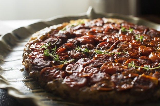 Tarte tatin con pomodoro