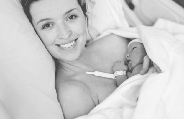 2. No ma hai visto come fa fare il bagnetto al piccolo? Credi che possiamo lasciarla uscire?