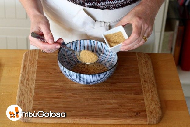 Lo zucchero e la farina di nocciole