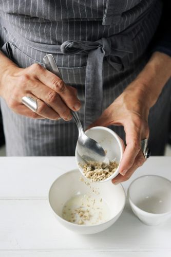 Preparate l'impasto per la brioche
