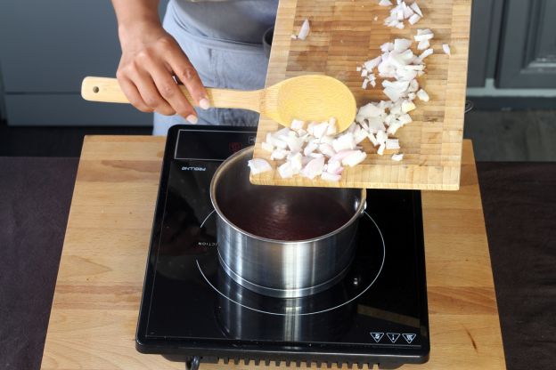 Tappa 2 - Preparazione della salsa di vino