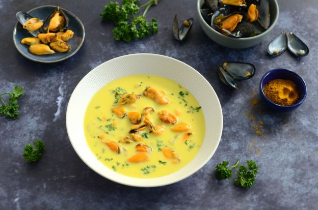 Zuppa di cozze al curry