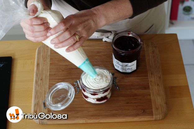 Assemblaggio del dolce