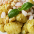 6. Gnocchi al pesto, gamberetti e pinoli