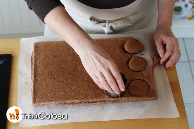 Preparazione del pan di Spagna